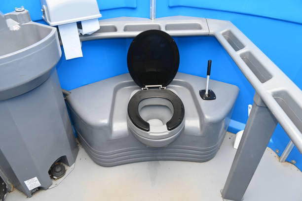 Best Porta potty delivery and setup  in Osseo, WI